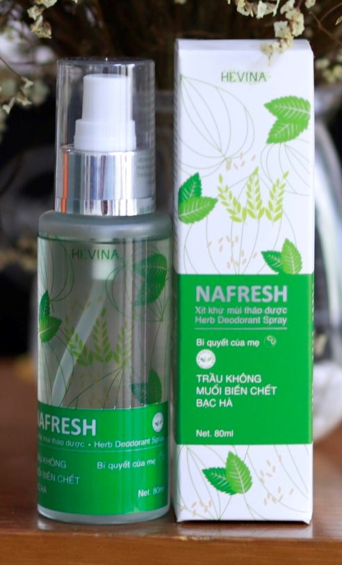 XỊT KHỬ MÙI THẢO DƯỢC NAFRESH